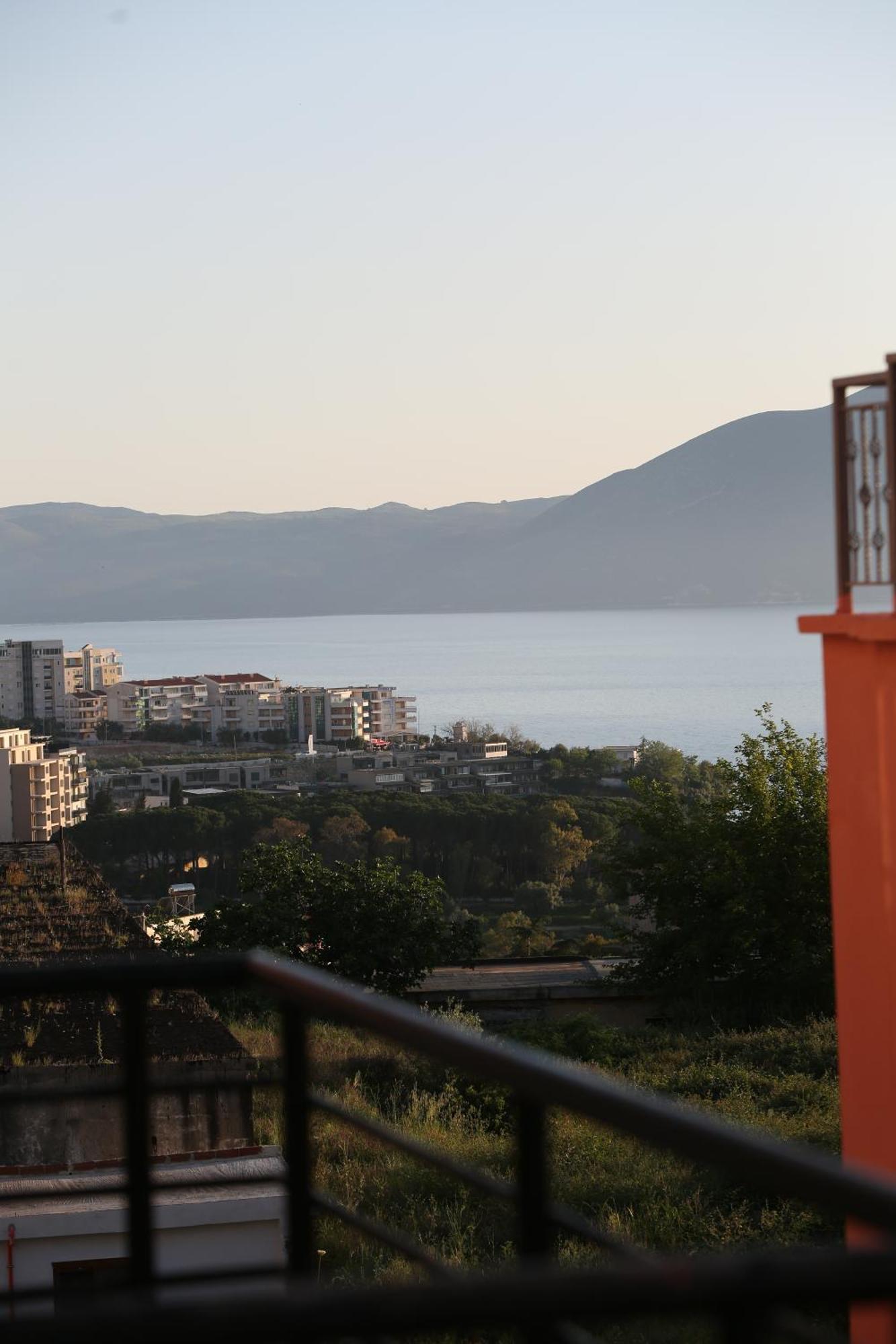 Tekb Rooms & Apartments Влёра Экстерьер фото
